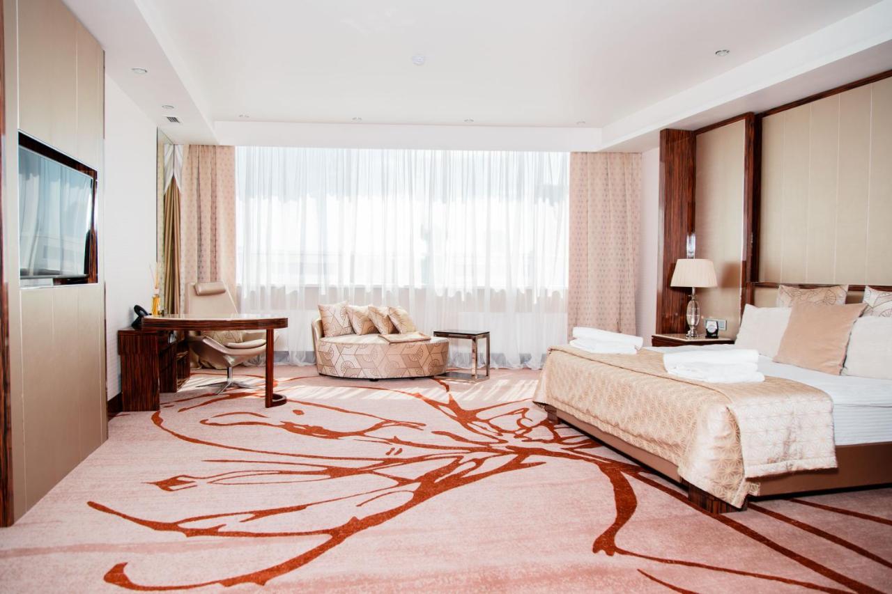 Boutique Hotel Health Club&Spa Grand Prix Astana Exterior photo